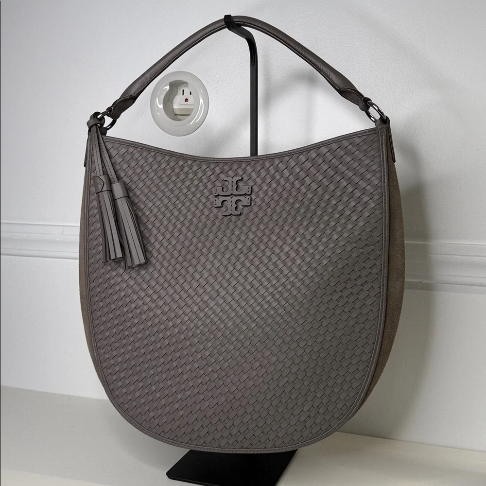 Tory Burch Thea Woven Bucket Hobo in grey zinc color handbag top handle - Picture 2 of 14
